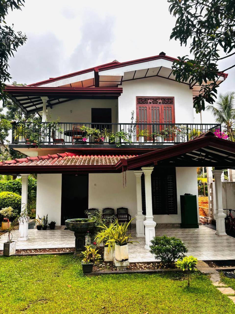 Fourcoock Villa Kosgoda Exterior photo